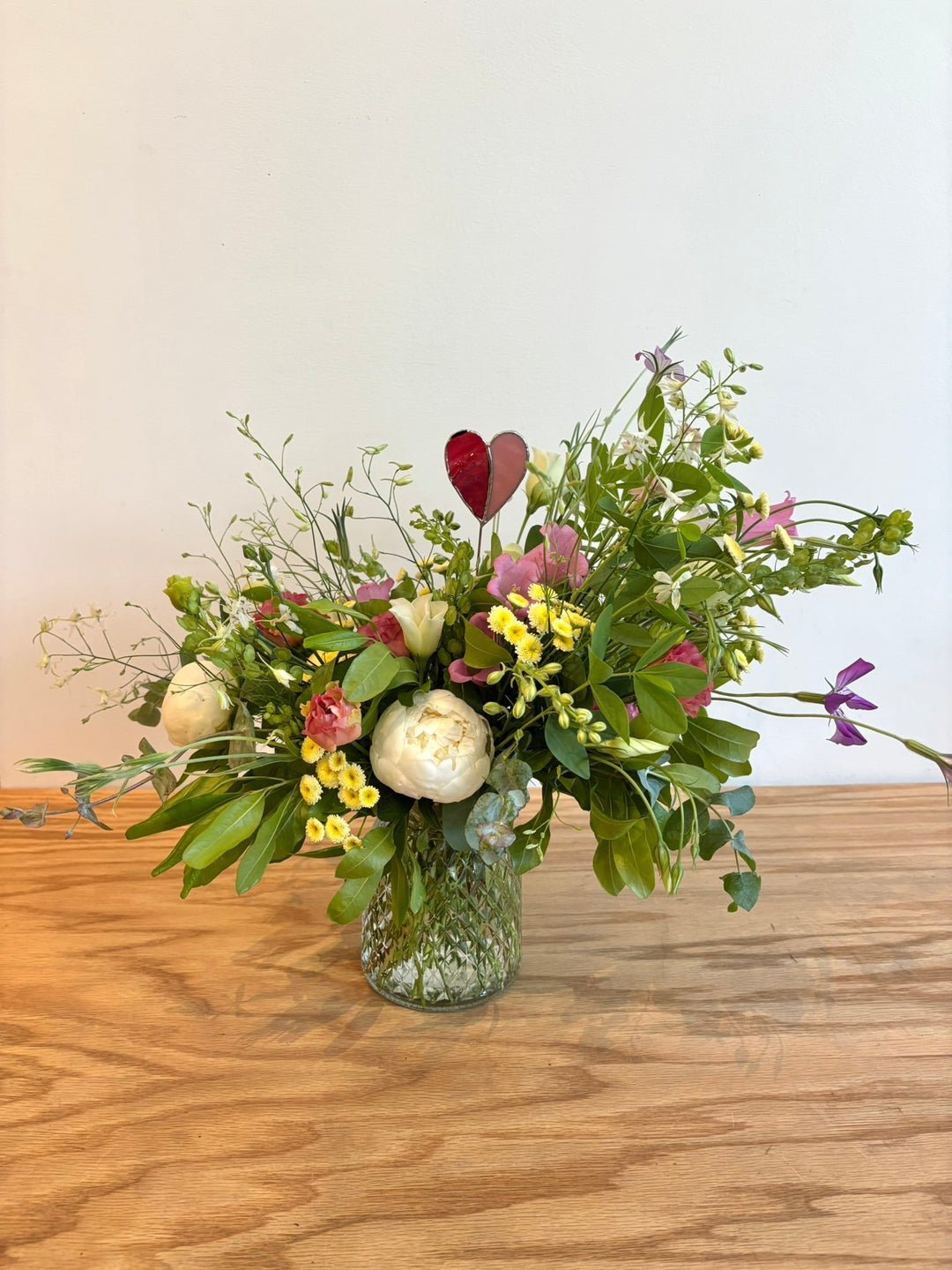 Why Summer is the Perfect Time to Send Fresh Flowers in Southern Maine