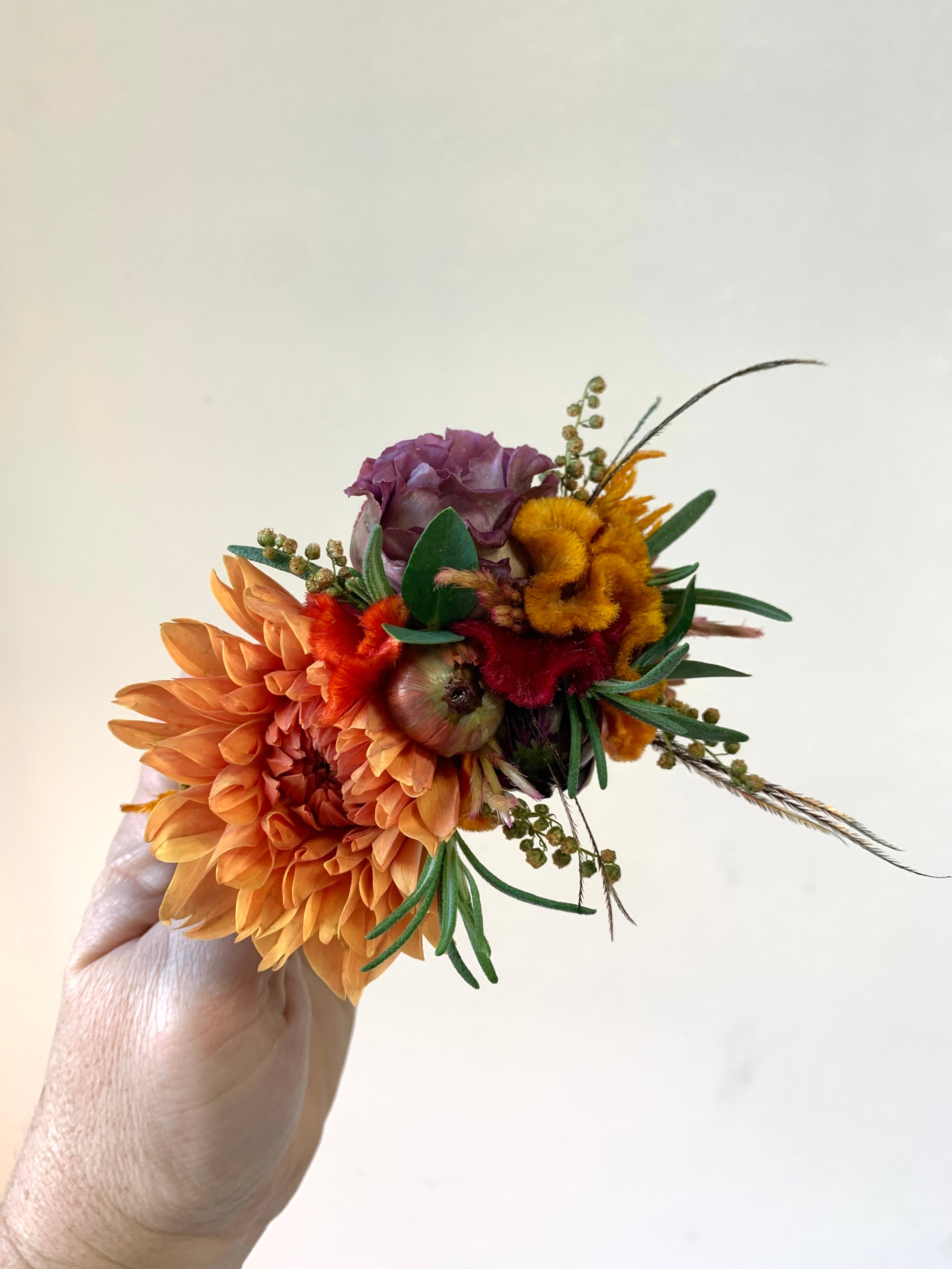 corsage – stem & vine